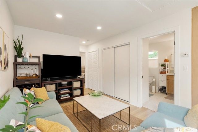 145 E Green Street, Claremont, CA 91711