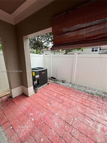 12637 SW 54th St, Miramar, FL 33027