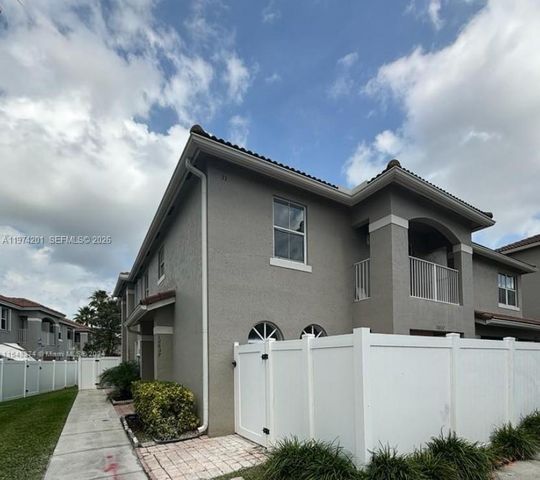 12637 SW 54th St, Miramar, FL 33027