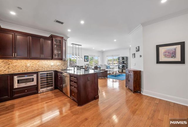 1302 Rio Vista Lane, Northvale, NJ 07647