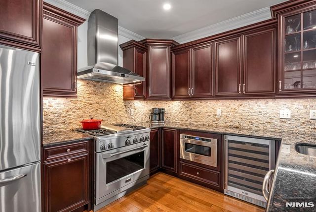 1302 Rio Vista Lane, Northvale, NJ 07647