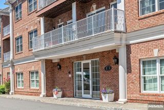 1302 Rio Vista Lane, Northvale, NJ 07647