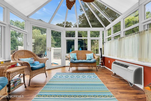 5 Hart Terrace, Tinton Falls, NJ 07753