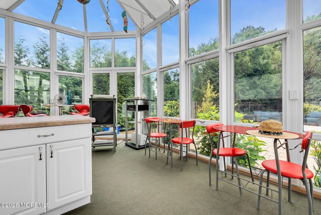 5 Hart Terrace, Tinton Falls, NJ 07753