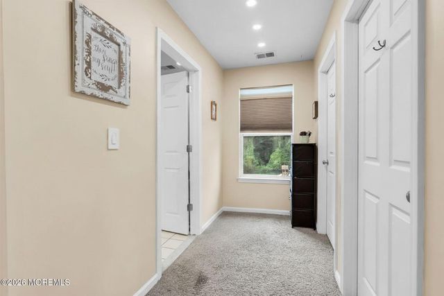5 Hart Terrace, Tinton Falls, NJ 07753