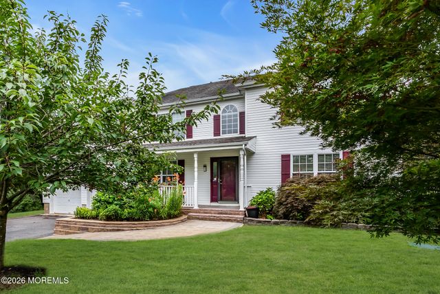 5 Hart Terrace, Tinton Falls, NJ 07753