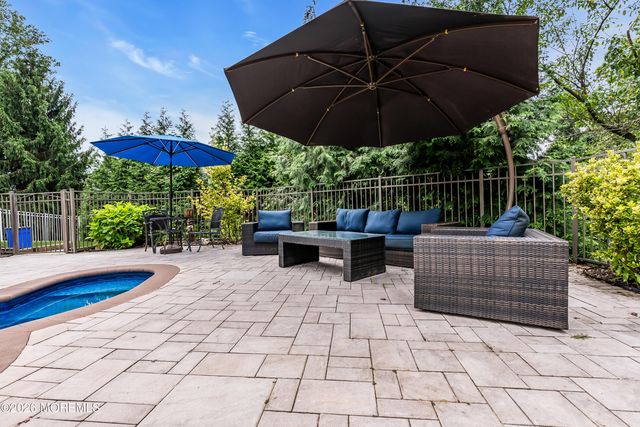 5 Hart Terrace, Tinton Falls, NJ 07753