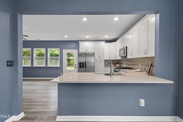 205 N Weststone Boulevard, Fuquay Varina, NC 27526