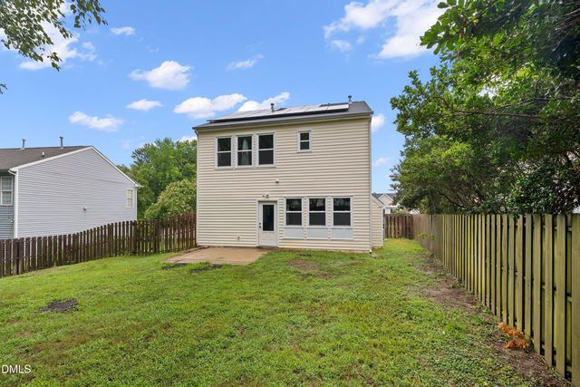 205 N Weststone Boulevard, Fuquay Varina, NC 27526