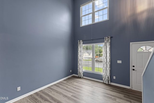 205 N Weststone Boulevard, Fuquay Varina, NC 27526