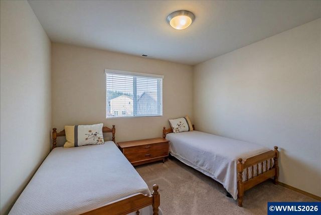 2943 NW Corktree Ln, Albany, OR 97321