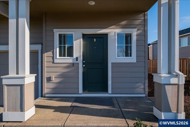 2943 NW Corktree Ln, Albany, OR 97321