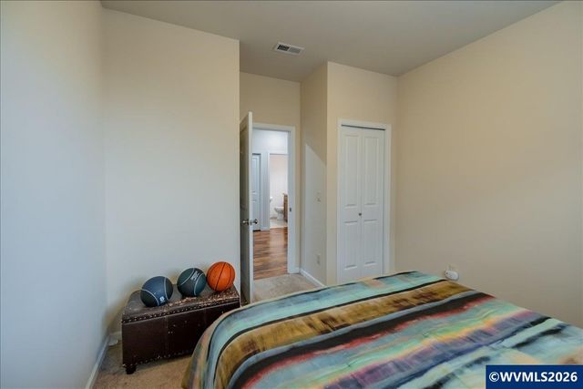 2943 NW Corktree Ln, Albany, OR 97321