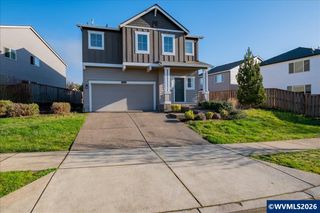 2943 NW Corktree Ln, Albany, OR 97321