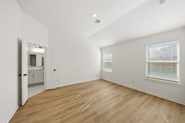 12531 Lake Conroe Hills Drive, Willis, TX 77318