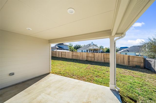 12531 Lake Conroe Hills Drive, Willis, TX 77318