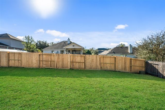 12531 Lake Conroe Hills Drive, Willis, TX 77318