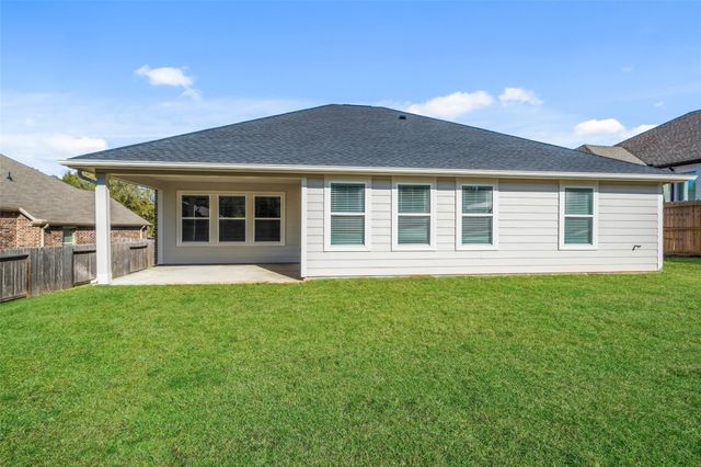 12531 Lake Conroe Hills Drive, Willis, TX 77318