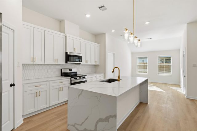 12531 Lake Conroe Hills Drive, Willis, TX 77318