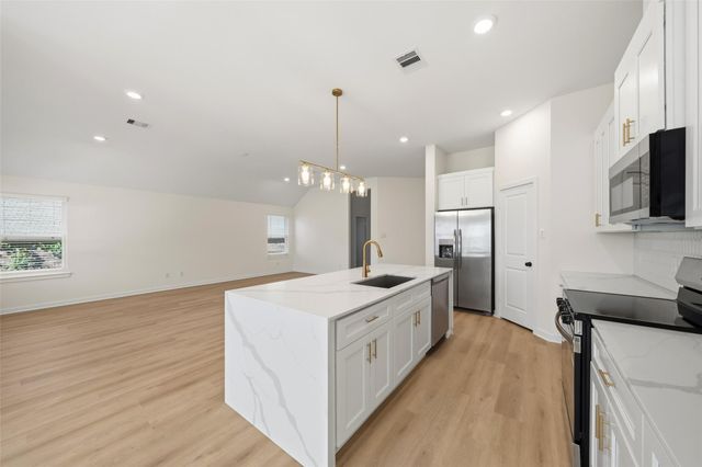 12531 Lake Conroe Hills Drive, Willis, TX 77318