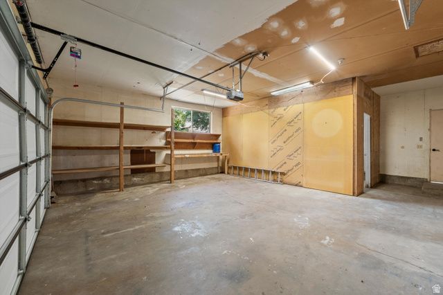 877 S 200 E, Farmington, UT 84025