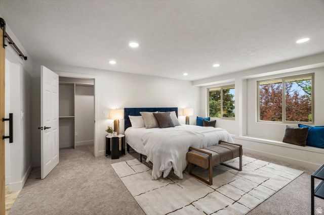 877 S 200 E, Farmington, UT 84025