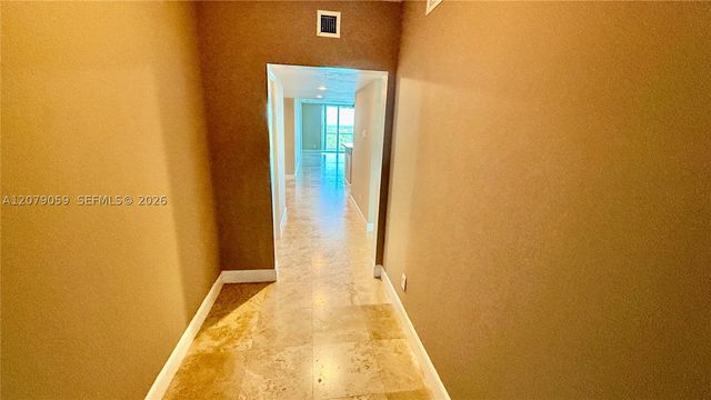 14951 NE Royal Oaks Ln 1403, North Miami, FL 33181