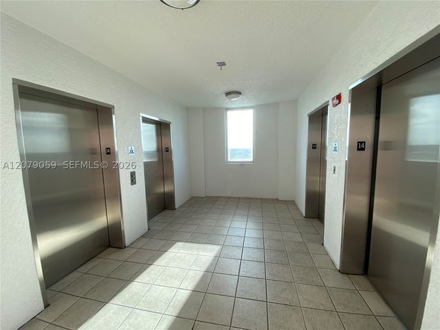 14951 NE Royal Oaks Ln 1403, North Miami, FL 33181