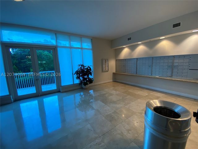 14951 NE Royal Oaks Ln 1403, North Miami, FL 33181