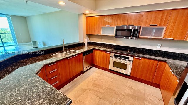 14951 NE Royal Oaks Ln 1403, North Miami, FL 33181