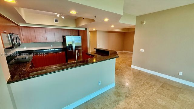 14951 NE Royal Oaks Ln 1403, North Miami, FL 33181