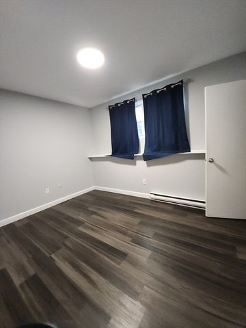 302 Boston Post Rd E B2, Marlborough, MA 01752