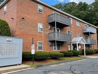 302 Boston Post Rd E B2, Marlborough, MA 01752