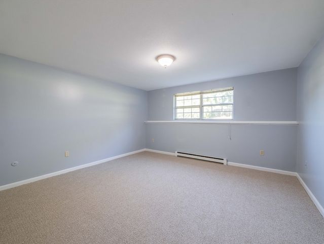 39 Pleasant A6, Northborough, MA 01532