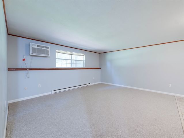 39 Pleasant A6, Northborough, MA 01532