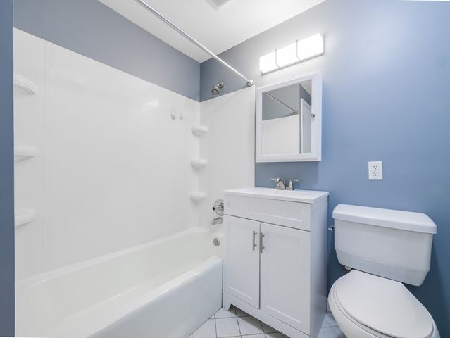 39 Pleasant A6, Northborough, MA 01532