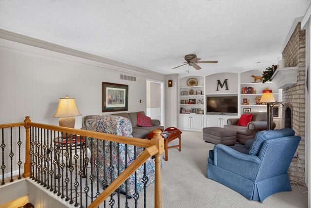 3367 Clays Mill Road, Lexington, KY 40503