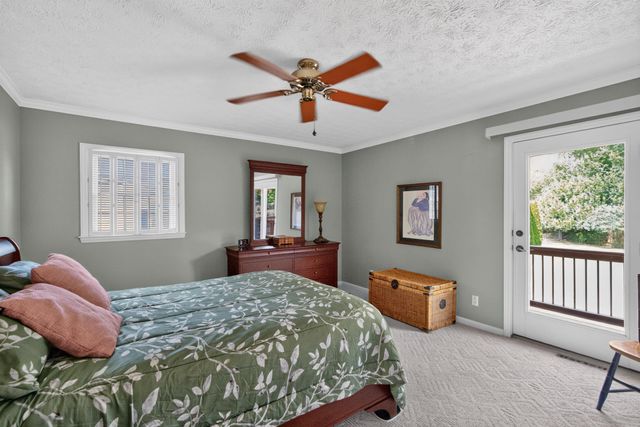 3367 Clays Mill Road, Lexington, KY 40503