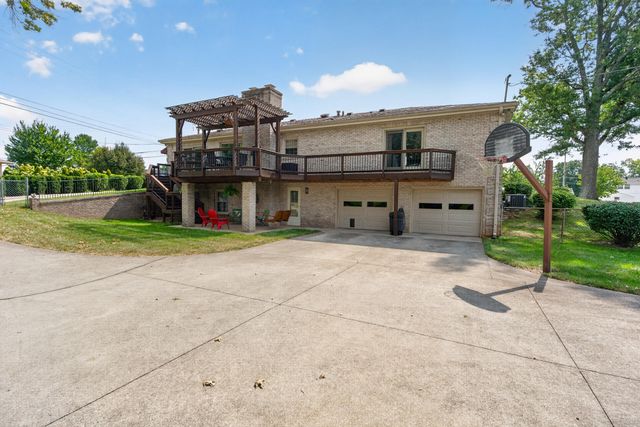 3367 Clays Mill Road, Lexington, KY 40503