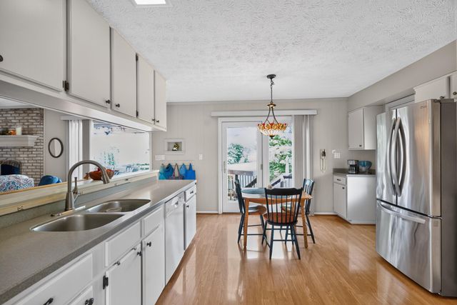 3367 Clays Mill Road, Lexington, KY 40503