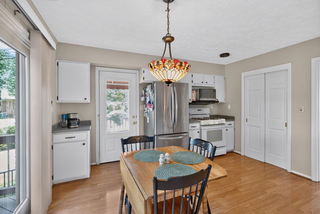 3367 Clays Mill Road, Lexington, KY 40503