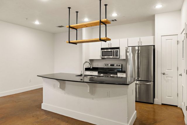 1807 Poquito ST 41, Austin, TX 78702