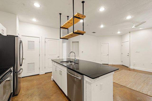 1807 Poquito ST 41, Austin, TX 78702