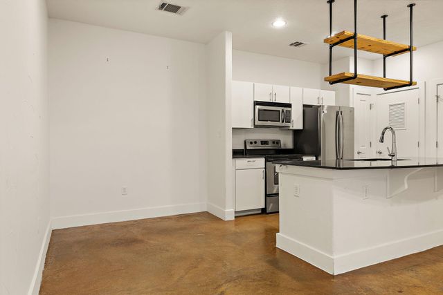 1807 Poquito ST 41, Austin, TX 78702
