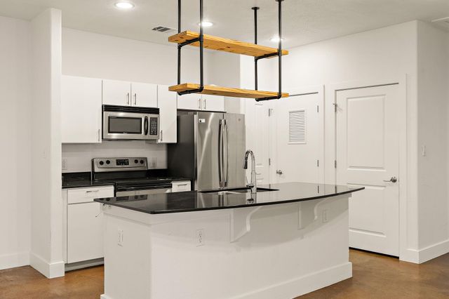 1807 Poquito ST 41, Austin, TX 78702