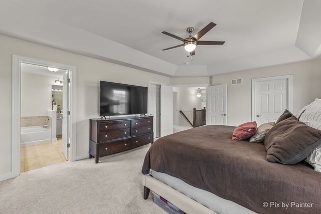 04N200 Norton Lake Circle, Campton Hills, IL 60175
