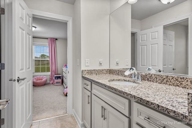 04N200 Norton Lake Circle, Campton Hills, IL 60175