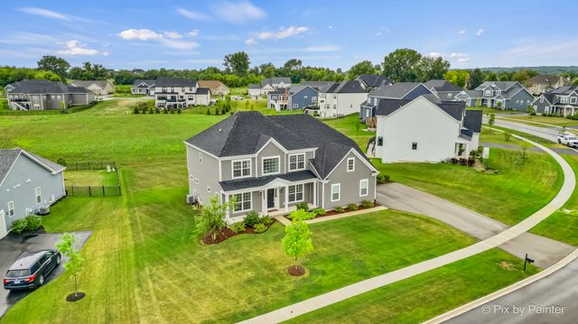 04N200 Norton Lake Circle, Campton Hills, IL 60175