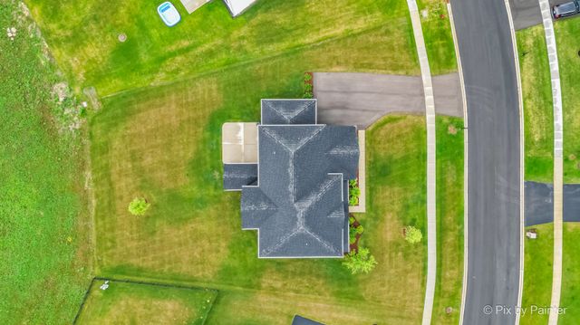 04N200 Norton Lake Circle, Campton Hills, IL 60175