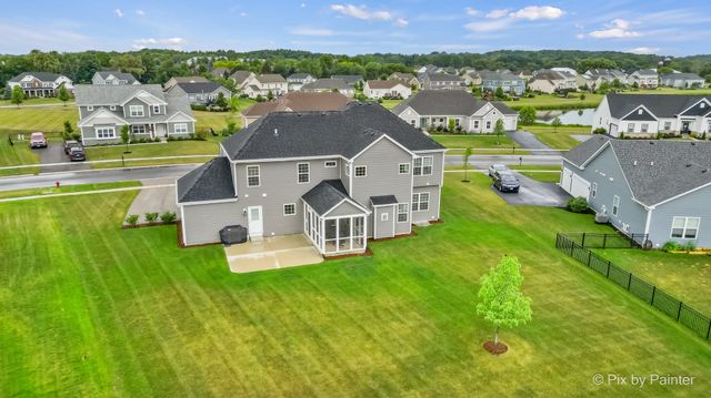 04N200 Norton Lake Circle, Campton Hills, IL 60175